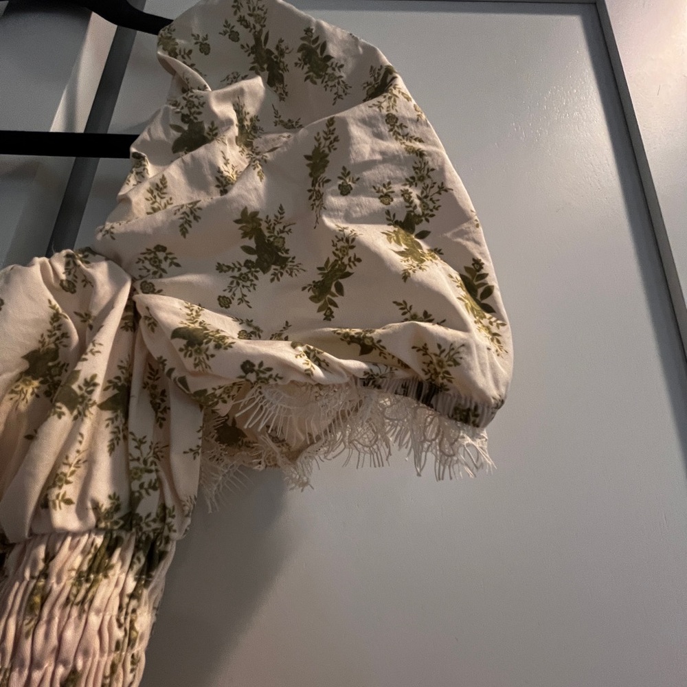House of CB Bellucci Ivory and Green Floral Midi Dress - Picture 7 of 7